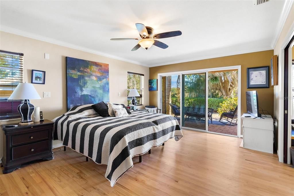 En Venta: $640,000 (3 camas, 2 baños, 2378 Pies cuadrados)