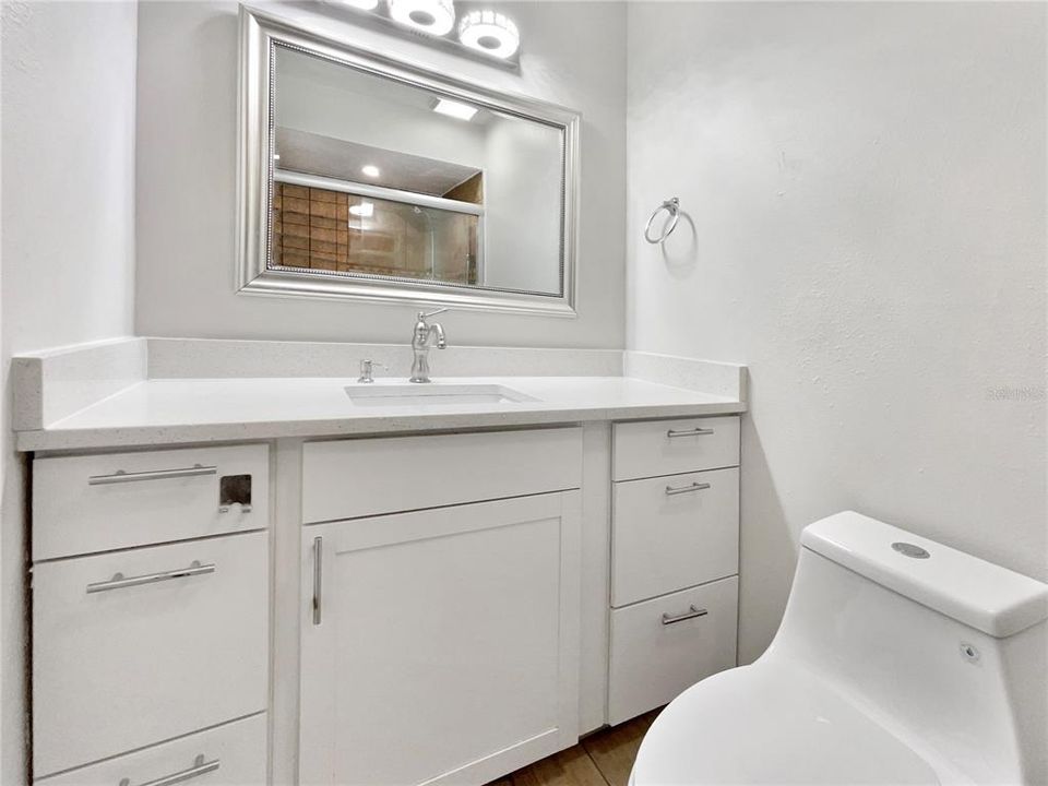 For Sale: $275,000 (3 beds, 2 baths, 1565 Square Feet)