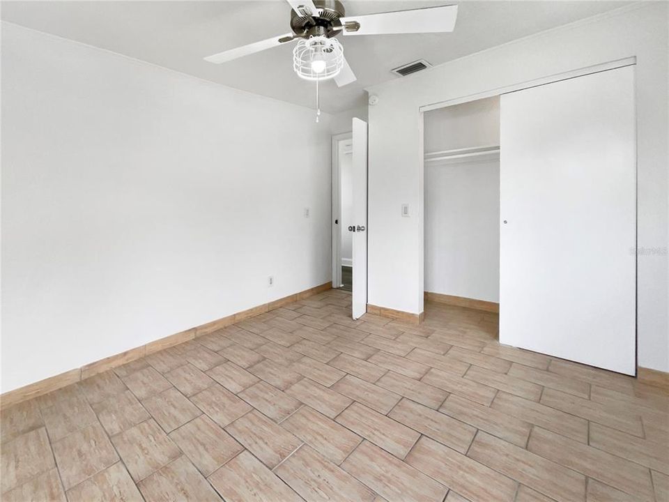 For Sale: $275,000 (3 beds, 2 baths, 1565 Square Feet)