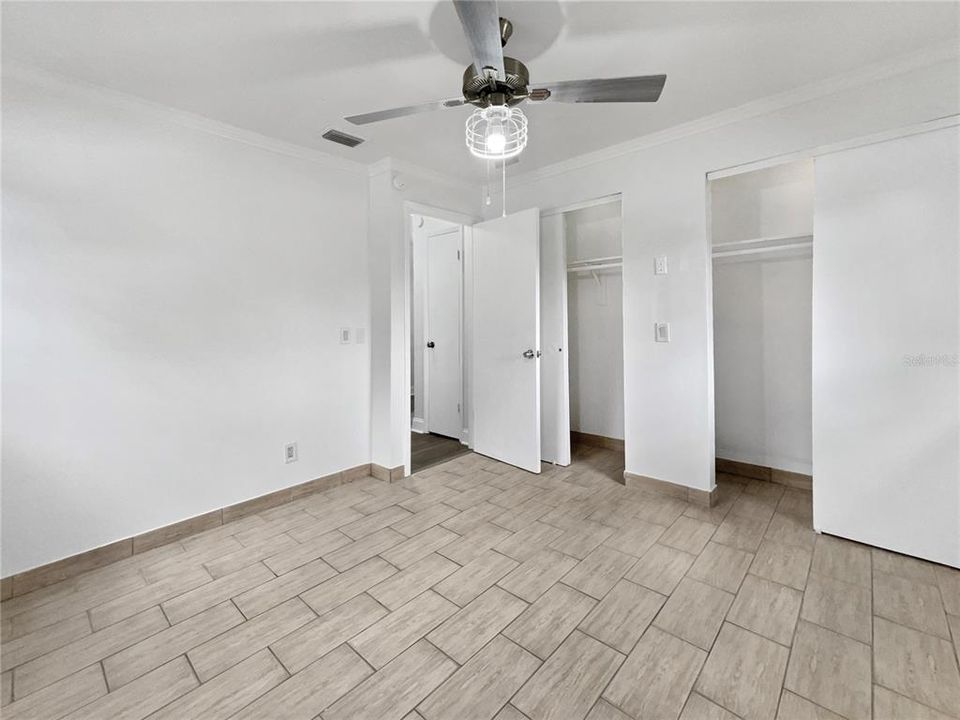 For Sale: $275,000 (3 beds, 2 baths, 1565 Square Feet)