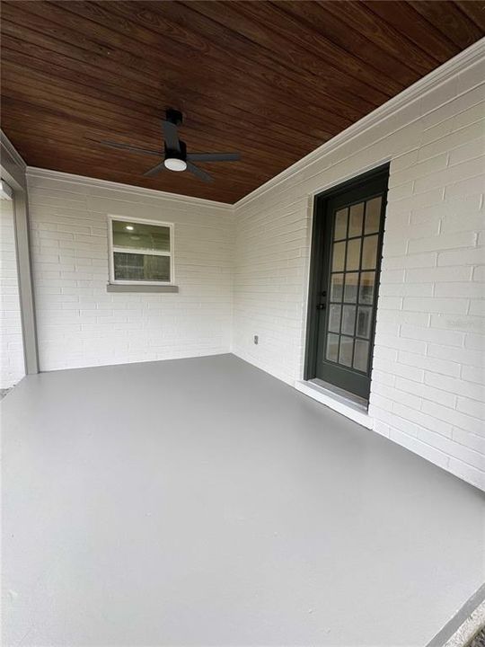 For Sale: $299,000 (3 beds, 2 baths, 1411 Square Feet)