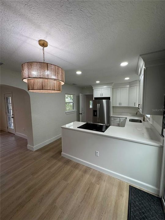 For Sale: $299,000 (3 beds, 2 baths, 1411 Square Feet)