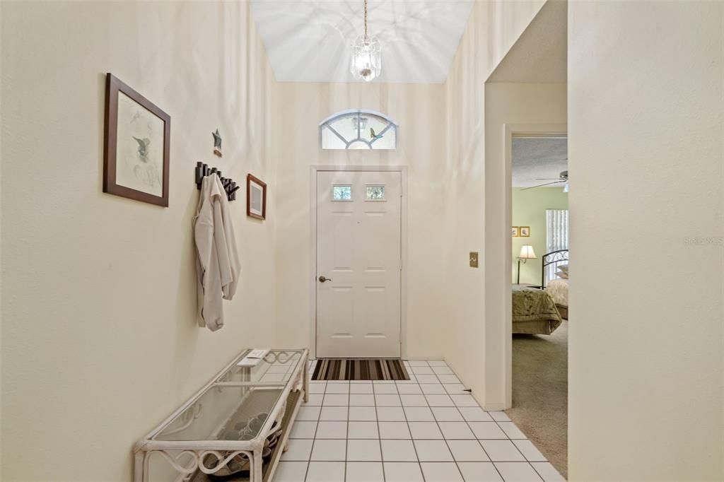 For Sale: $295,000 (2 beds, 2 baths, 1409 Square Feet)