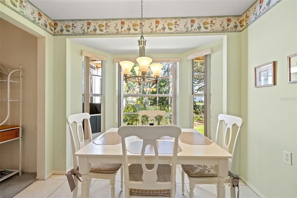 For Sale: $295,000 (2 beds, 2 baths, 1409 Square Feet)