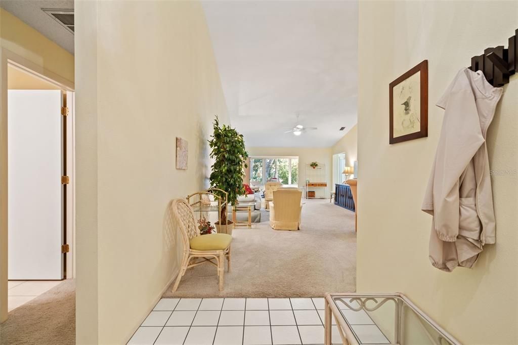 For Sale: $295,000 (2 beds, 2 baths, 1409 Square Feet)