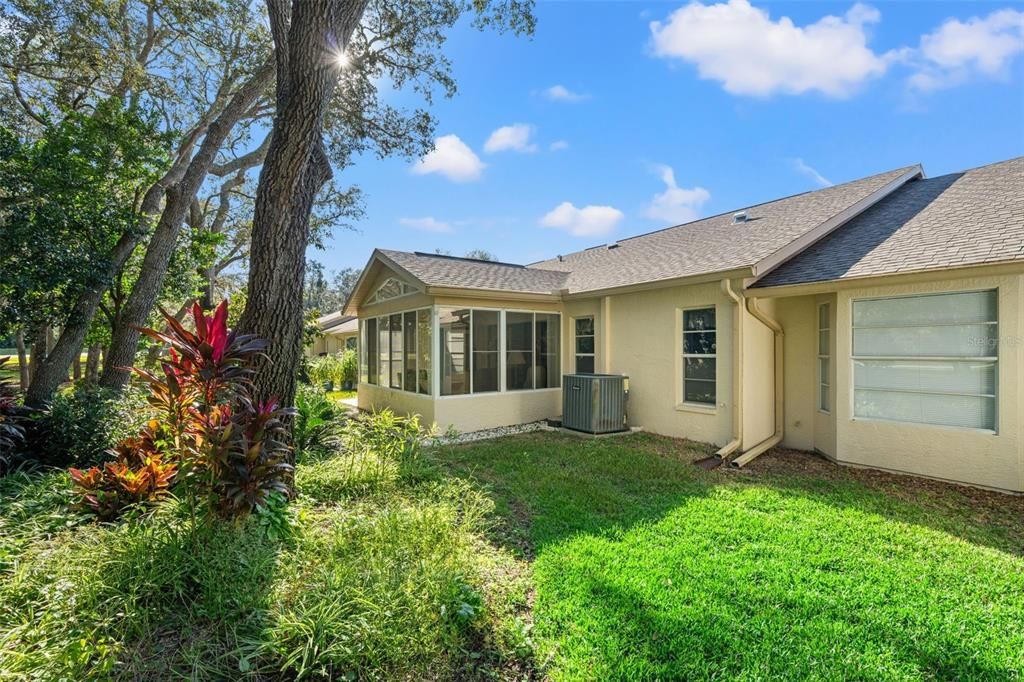 For Sale: $295,000 (2 beds, 2 baths, 1409 Square Feet)