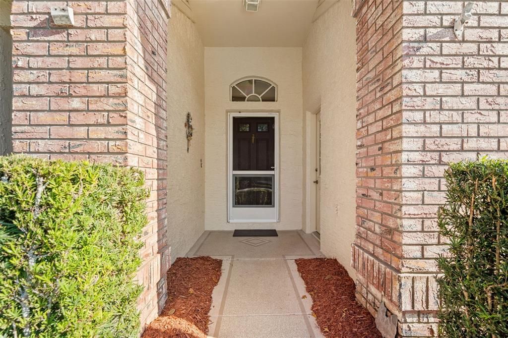 For Sale: $295,000 (2 beds, 2 baths, 1409 Square Feet)