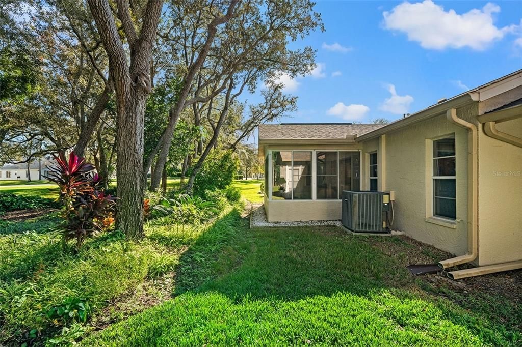 For Sale: $295,000 (2 beds, 2 baths, 1409 Square Feet)