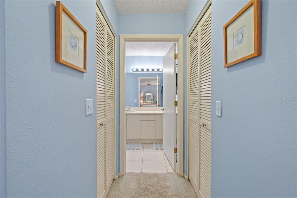 For Sale: $295,000 (2 beds, 2 baths, 1409 Square Feet)