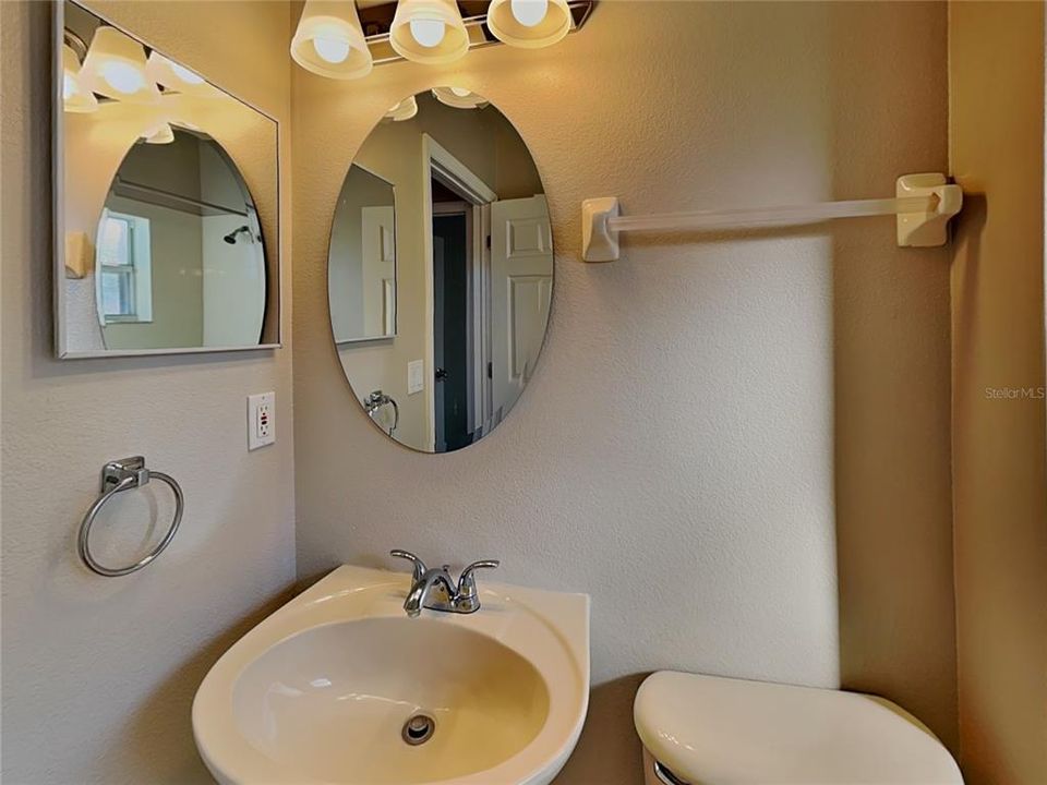 For Rent: $3,059 (6 beds, 3 baths, 2790 Square Feet)