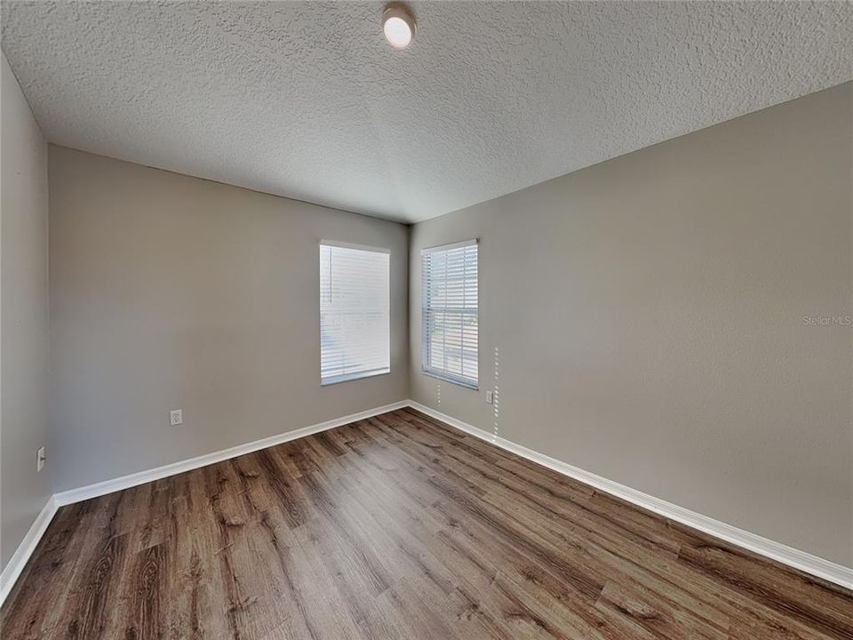 For Rent: $3,059 (6 beds, 3 baths, 2790 Square Feet)