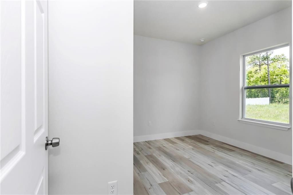 En Renta: $1,900 (4 camas, 2 baños, 1765 Pies cuadrados)