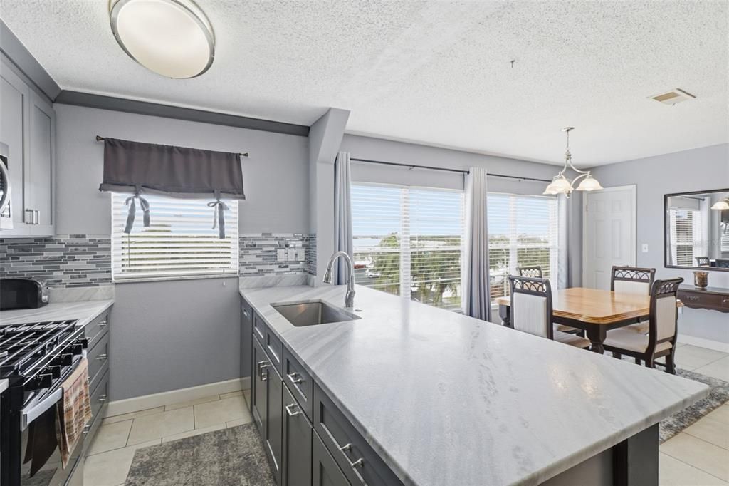 En Venta: $150,000 (2 camas, 2 baños, 1120 Pies cuadrados)