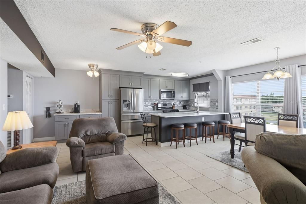 En Venta: $150,000 (2 camas, 2 baños, 1120 Pies cuadrados)