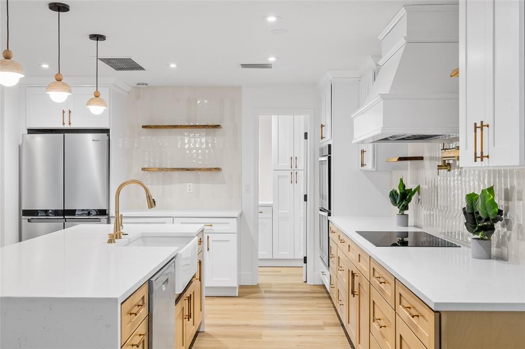 На продажу: $969,900 (4 спален, 3 ванн, 3058 Квадратных фут)