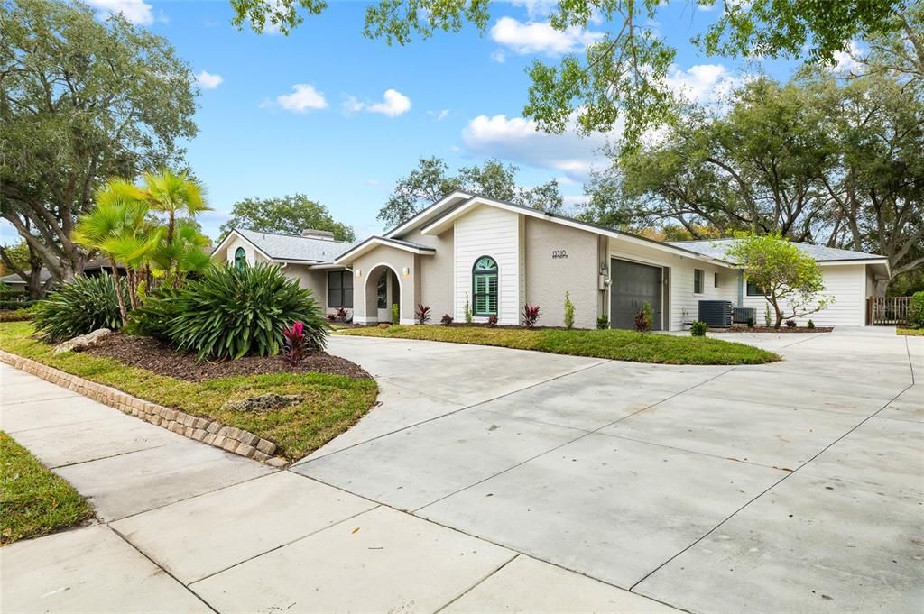 На продажу: $969,900 (4 спален, 3 ванн, 3058 Квадратных фут)