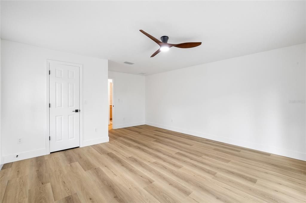 На продажу: $969,900 (4 спален, 3 ванн, 3058 Квадратных фут)