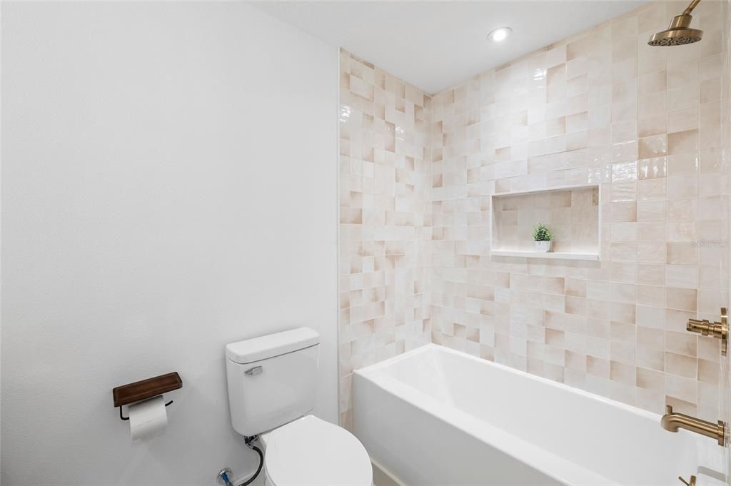 На продажу: $969,900 (4 спален, 3 ванн, 3058 Квадратных фут)