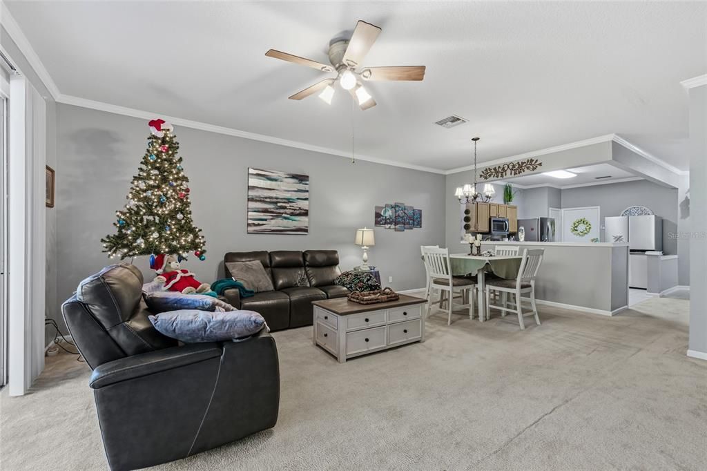 For Sale: $249,999 (2 beds, 2 baths, 1574 Square Feet)