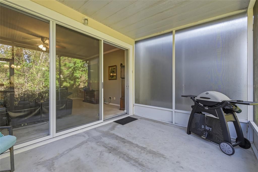 For Sale: $249,999 (2 beds, 2 baths, 1574 Square Feet)