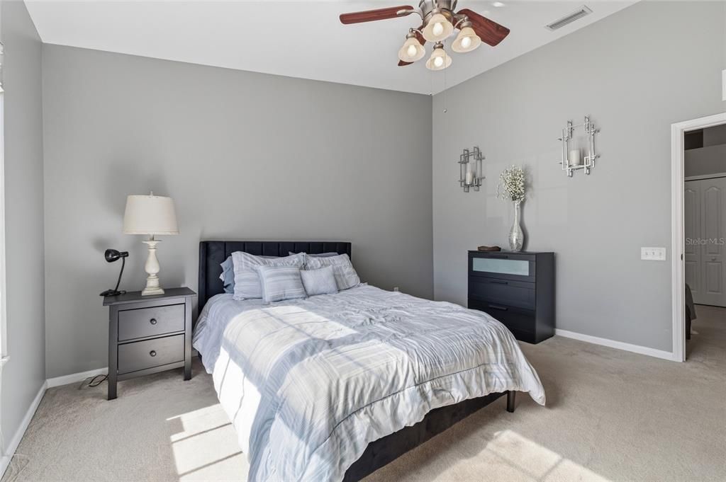 For Sale: $249,999 (2 beds, 2 baths, 1574 Square Feet)