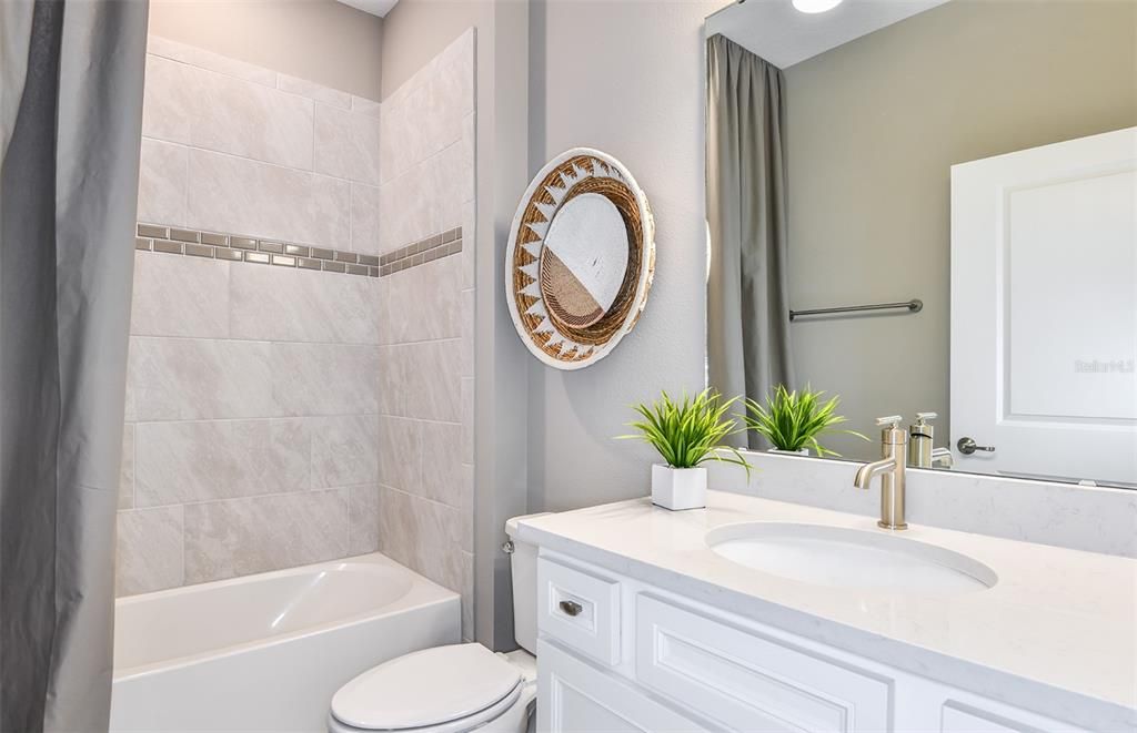 For Sale: $342,780 (2 beds, 2 baths, 1471 Square Feet)