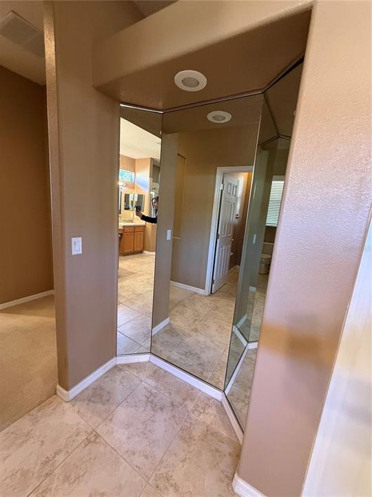 For Rent: $3,400 (5 beds, 3 baths, 2879 Square Feet)