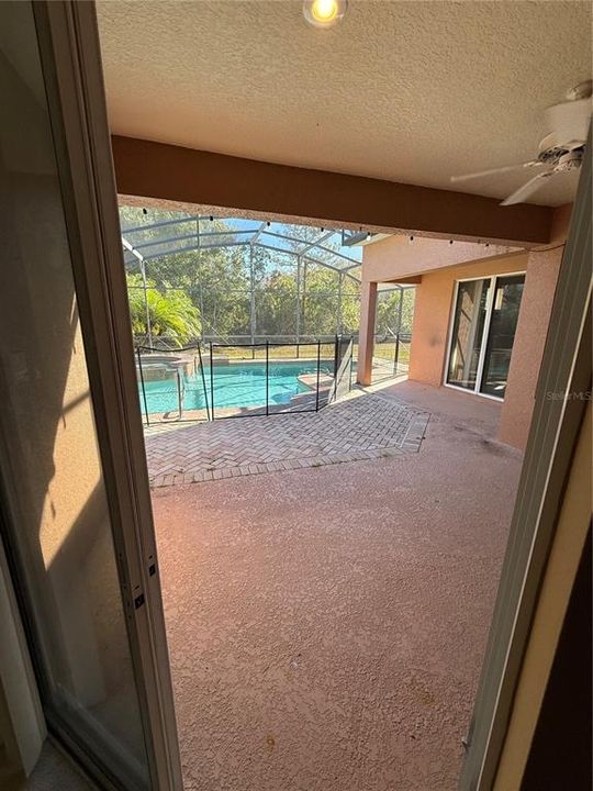 For Rent: $3,400 (5 beds, 3 baths, 2879 Square Feet)