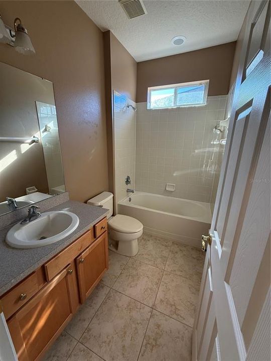 For Rent: $3,400 (5 beds, 3 baths, 2879 Square Feet)