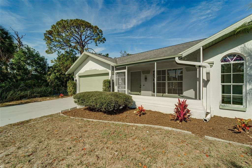 На продажу: $279,926 (3 спален, 2 ванн, 1217 Квадратных фут)