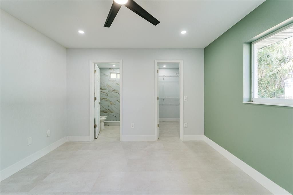 На продажу: $279,926 (3 спален, 2 ванн, 1217 Квадратных фут)