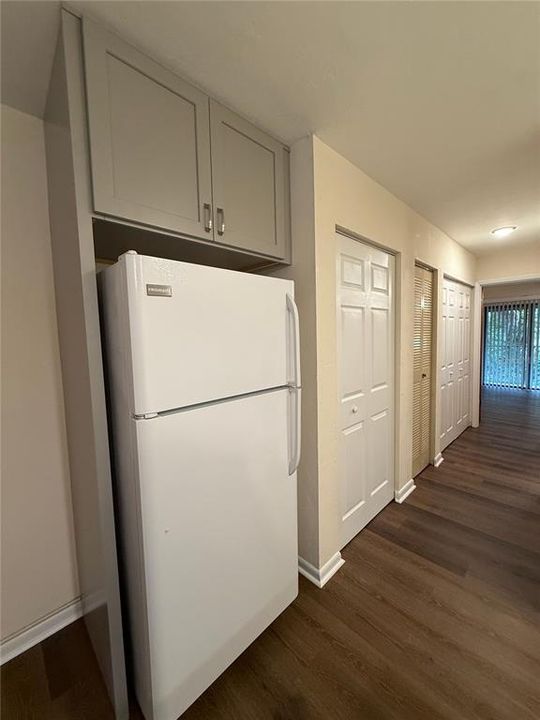 For Rent: $1,095 (1 beds, 1 baths, 705 Square Feet)
