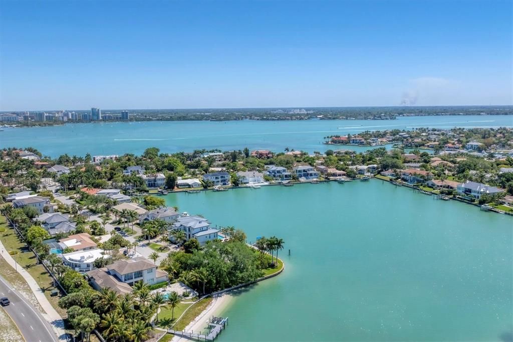 En Venta: $6,300,000 (3 camas, 3 baños, 3706 Pies cuadrados)