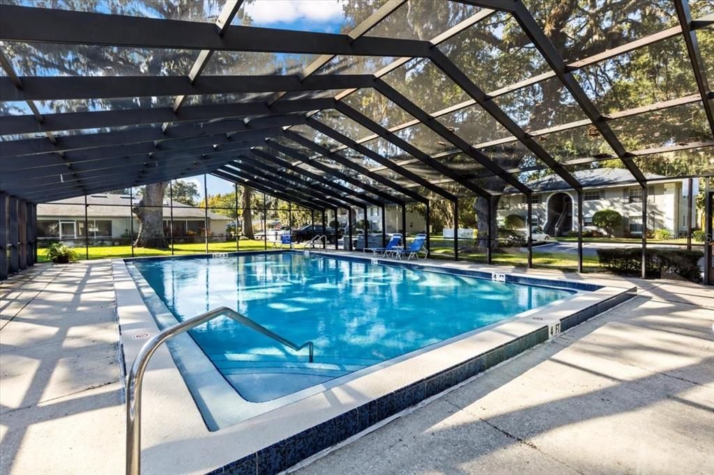 待售: $209,000 (2 贝兹, 2 浴室, 1083 平方英尺)