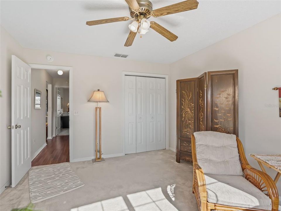 待售: $345,000 (3 贝兹, 2 浴室, 1392 平方英尺)