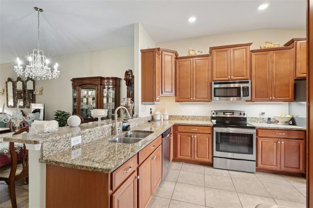 For Sale: $254,000 (3 beds, 2 baths, 1495 Square Feet)