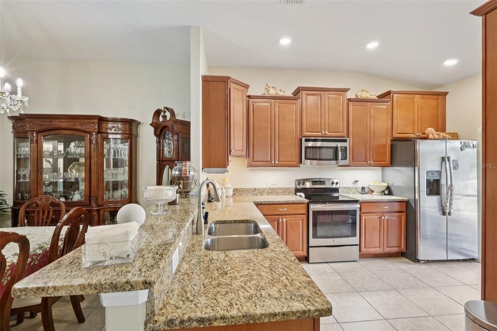 For Sale: $254,000 (3 beds, 2 baths, 1495 Square Feet)