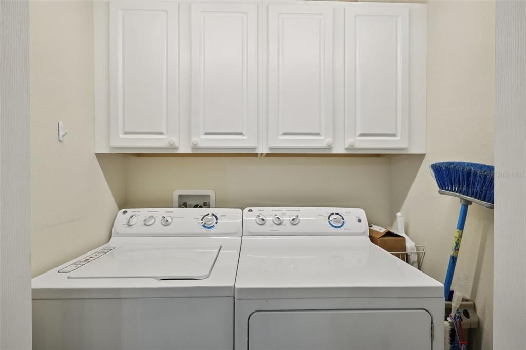 For Sale: $254,000 (3 beds, 2 baths, 1495 Square Feet)