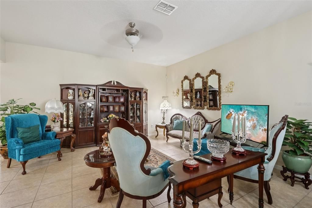 For Sale: $254,000 (3 beds, 2 baths, 1495 Square Feet)