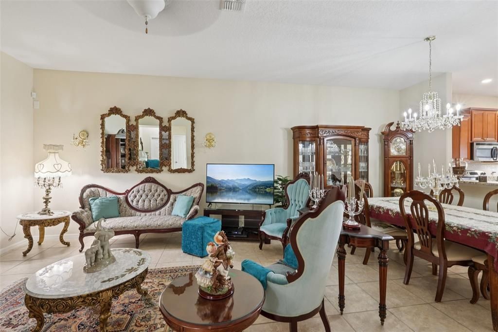 For Sale: $254,000 (3 beds, 2 baths, 1495 Square Feet)