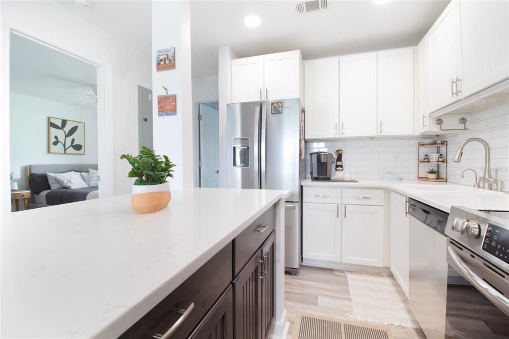 En Venta: $349,000 (1 camas, 1 baños, 694 Pies cuadrados)