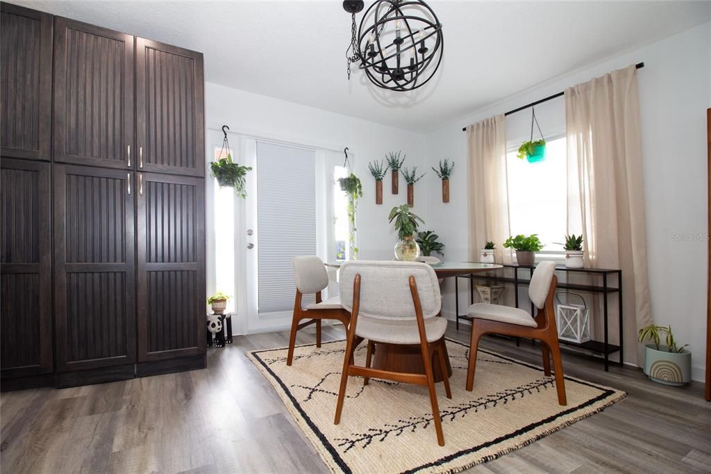 En Venta: $349,000 (1 camas, 1 baños, 694 Pies cuadrados)