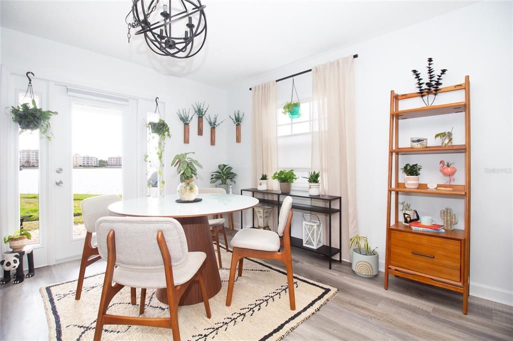 En Venta: $349,000 (1 camas, 1 baños, 694 Pies cuadrados)