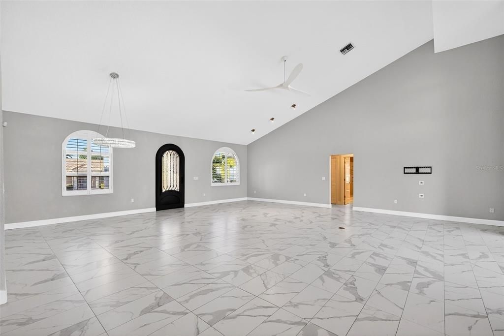 En Venta: $3,499,900 (4 camas, 3 baños, 3149 Pies cuadrados)
