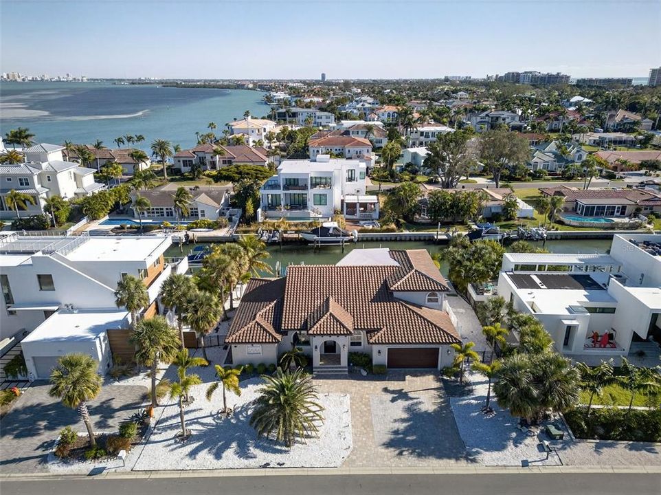 En Venta: $3,499,900 (4 camas, 3 baños, 3149 Pies cuadrados)