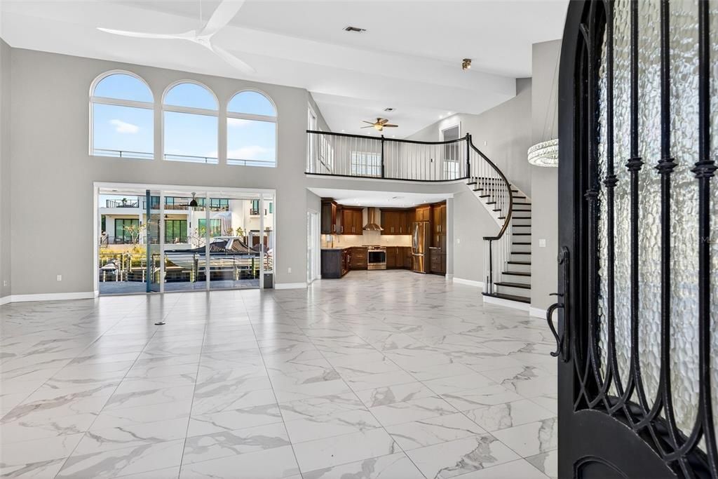 En Venta: $3,499,900 (4 camas, 3 baños, 3149 Pies cuadrados)