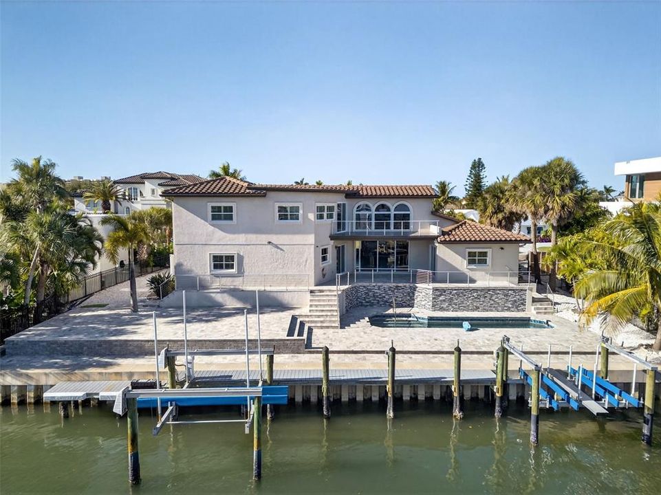 En Venta: $3,499,900 (4 camas, 3 baños, 3149 Pies cuadrados)