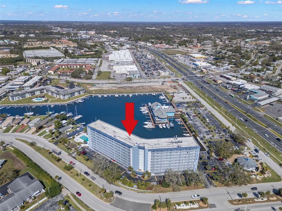 待售: $160,000 (1 贝兹, 1 浴室, 688 平方英尺)