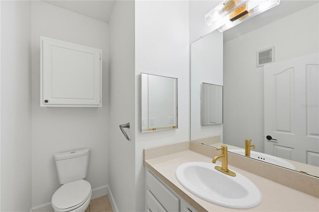 En Venta: $270,000 (3 camas, 2 baños, 1583 Pies cuadrados)