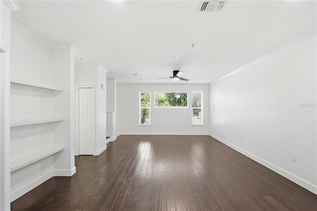 En Venta: $270,000 (3 camas, 2 baños, 1583 Pies cuadrados)